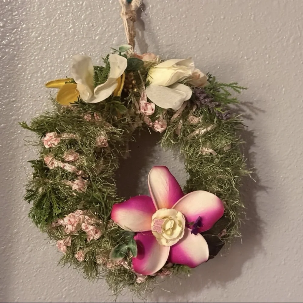 808 beads Floral Wreath with Pink and Cream Flowers